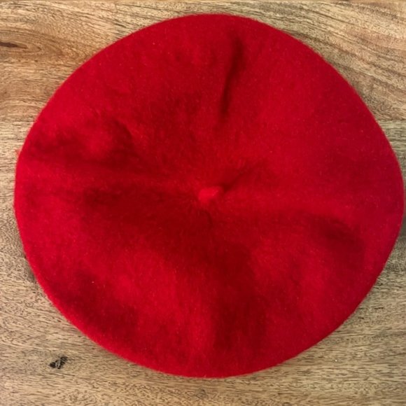hat - Picture 1 of 1